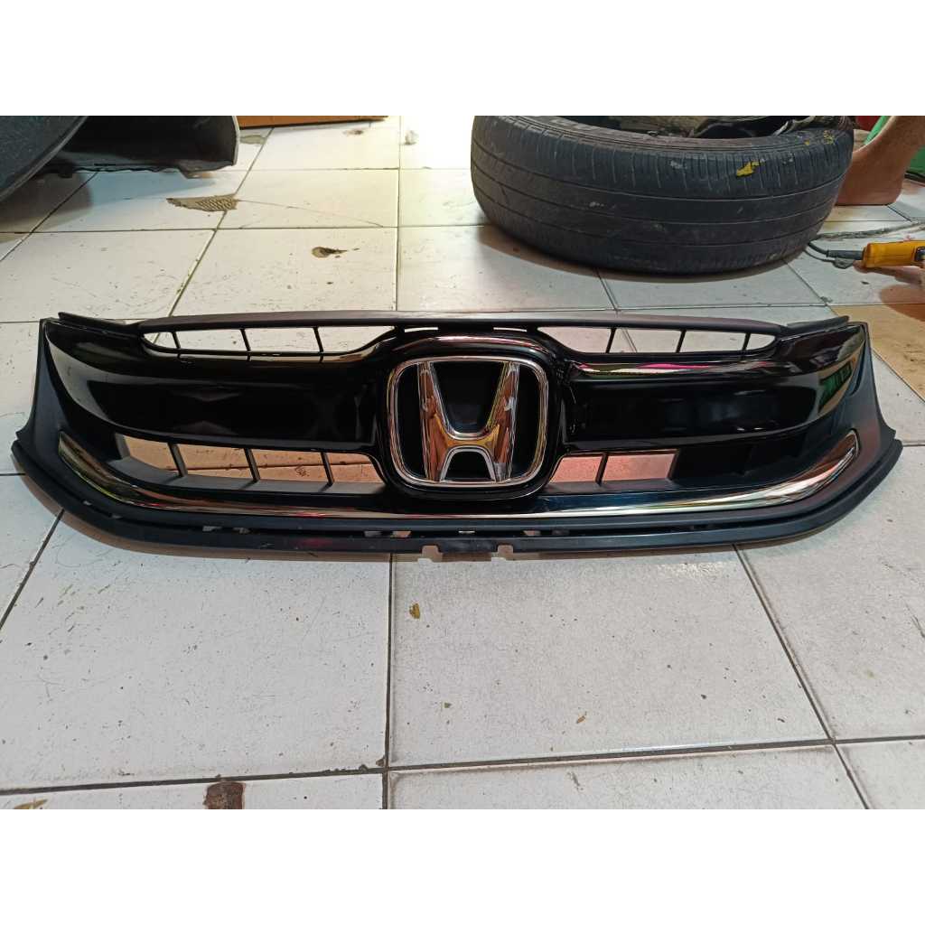 Grille/Grill/Bumper Depan Honda Brio 2016