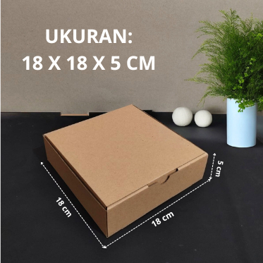 

(10Pcs) Kardus Eflute Karton Box Kotak Kue Hampers 18 cm x 18 cm x 5 cm