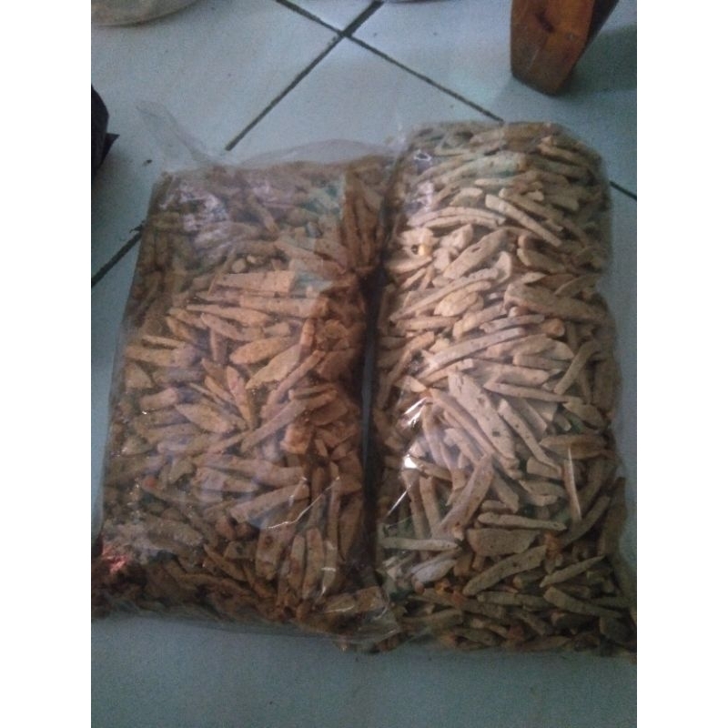 

basreng pedas ukuran 1 kg dan 1/2 kg