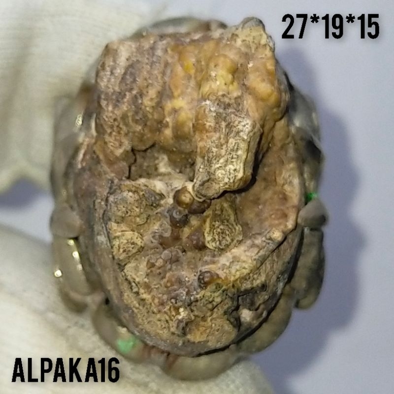 natural batu akek brojoguno