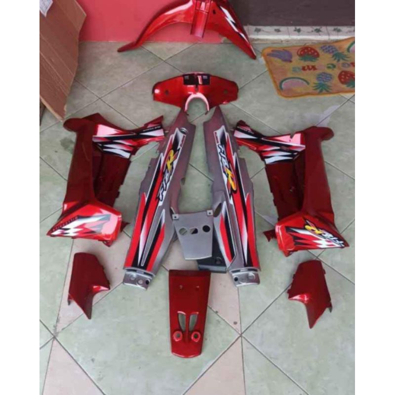 cover body yamaha fizr Melenium merah maroon