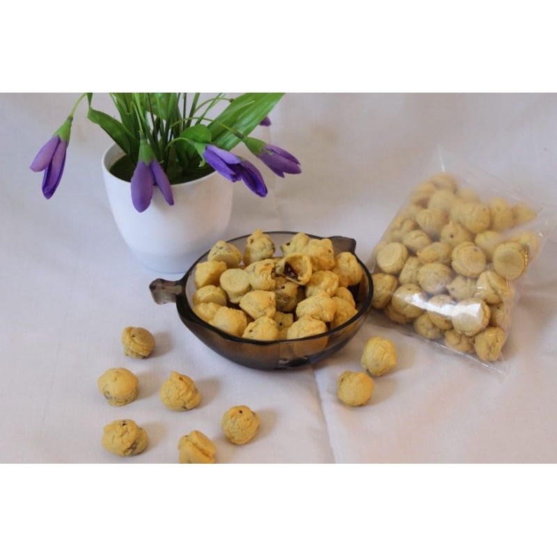 

kue sus coklat kering