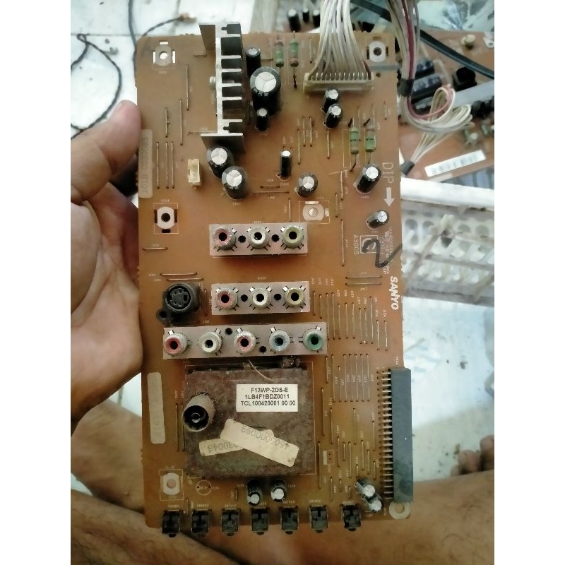 blok audio dan tuner tv sanyo 24k40
