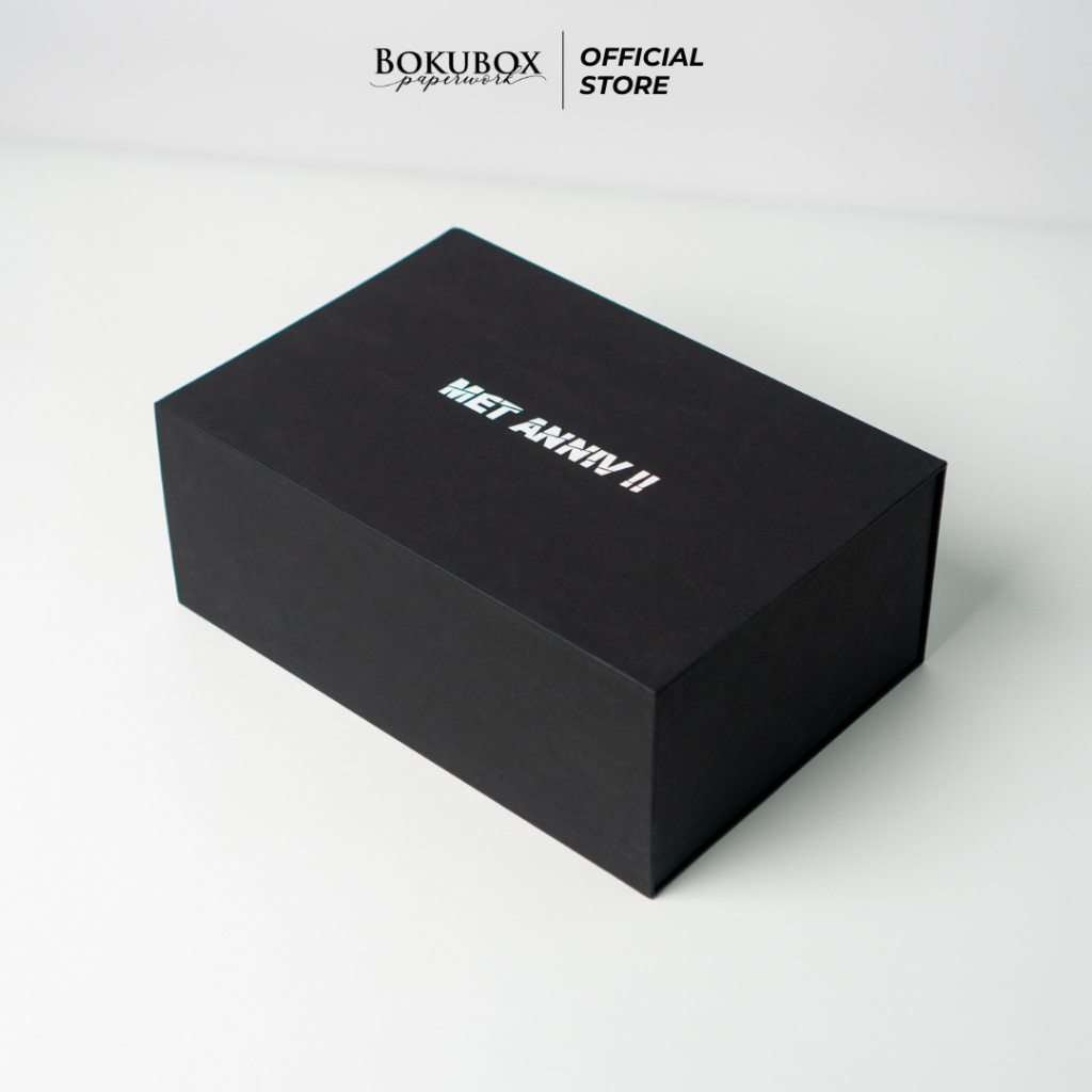 

Box Sepatu [30x20x12] Kotak kado / Kotak Sepatu / Hardbox slide / box slide / box sepatu / box kado / hardbox custom / box hampers / hard box / bridesmaid box / box souvenir