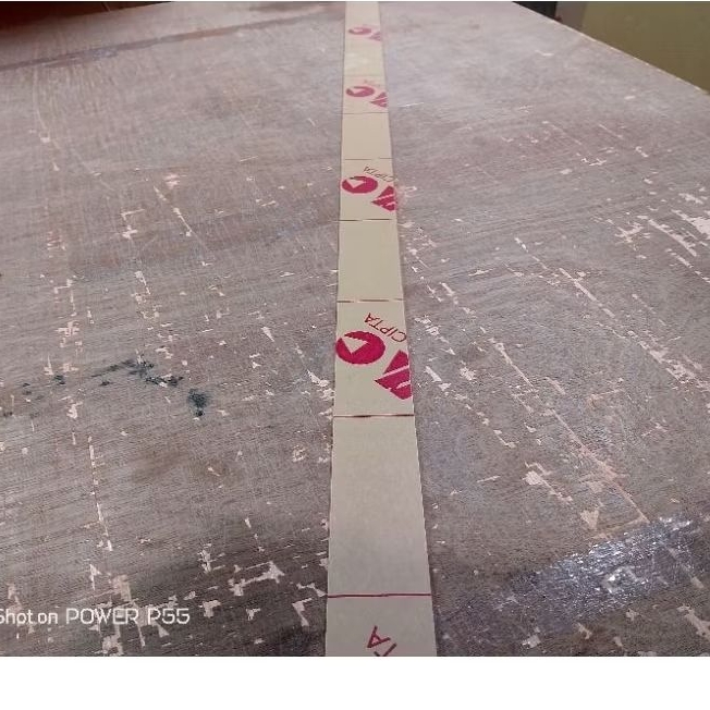

Acrylic putih susu MARGA CIPTA tebal 2mm ukuran 4x150cm / 150x4cm