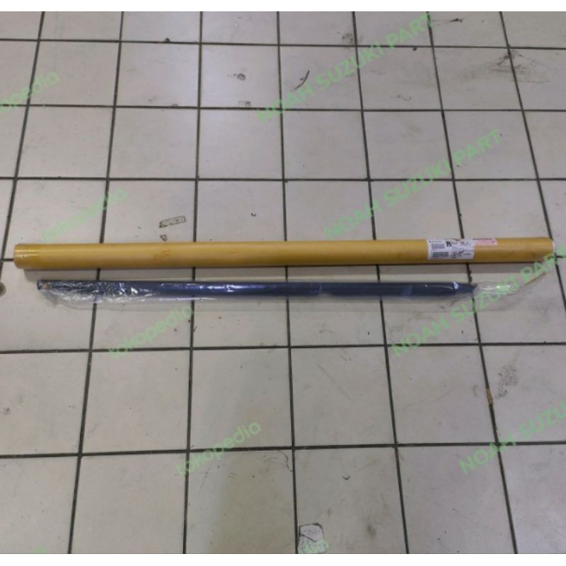 pelipit kaca luar grand vitara asli sgp