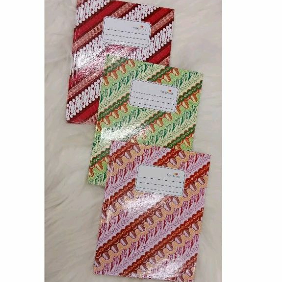 

Buku Tebal quarto paperline 100
