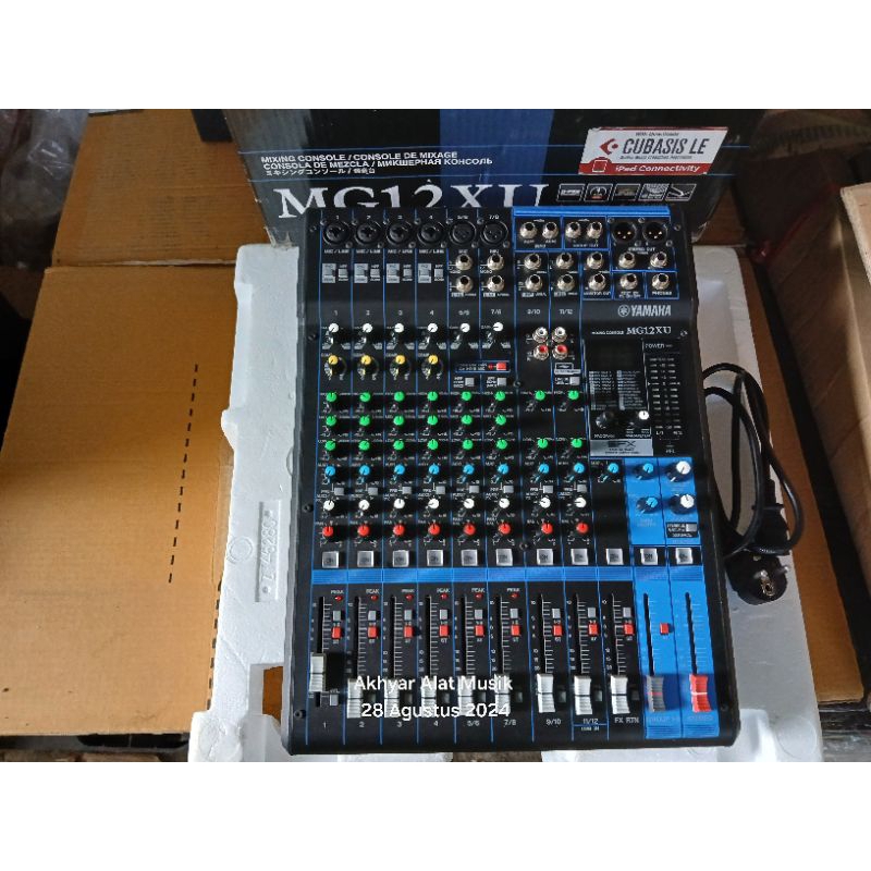 Yamaha MG12XU original Made In Malaysia Good Condition  Like New Mixer Yamaha 12 Channel MG12xu Ori