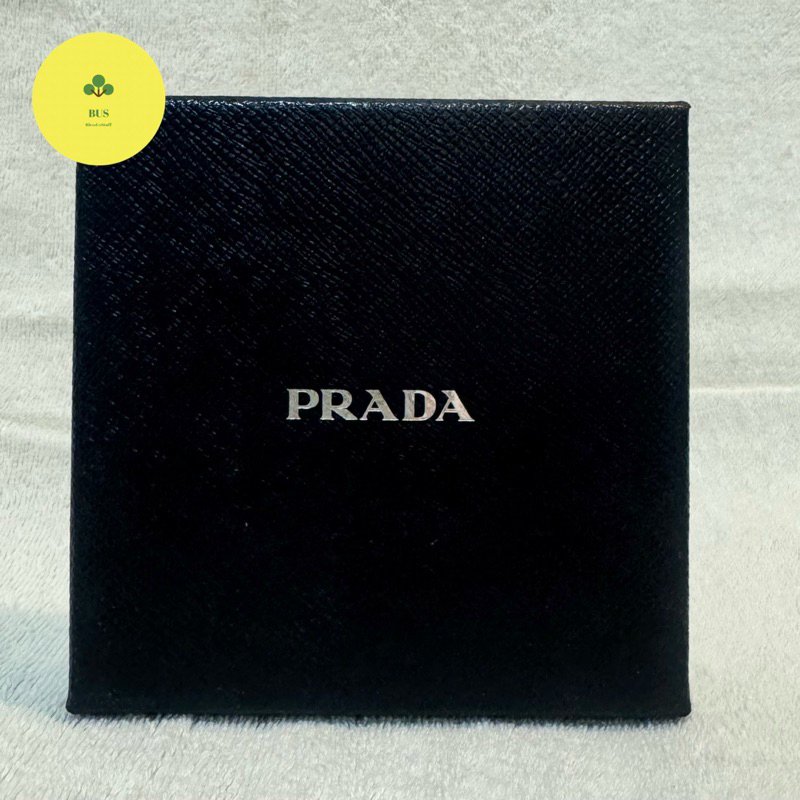 Preloved Box Prada Authentic (PR01)