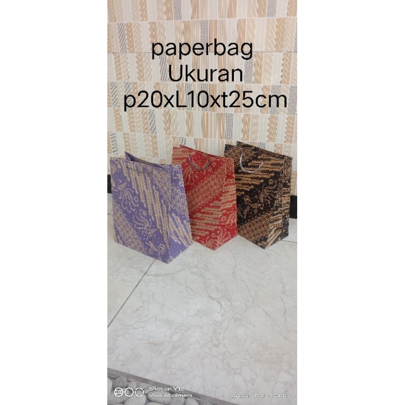 

paperbag UK p20xL10xt25cm