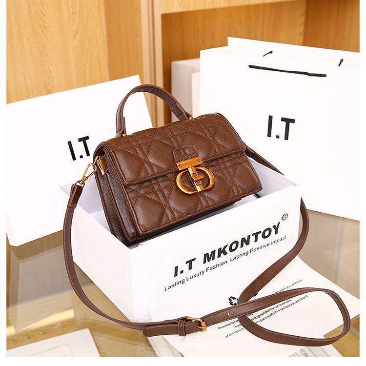 MOONBAGS Tas Selempang Wanita Fashion I.T MKONTOY - 1030