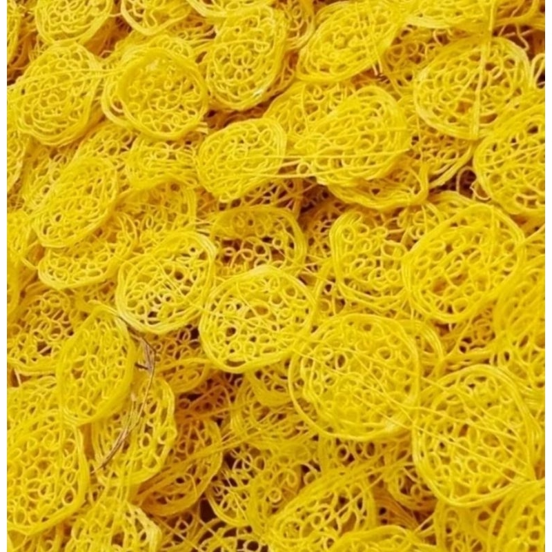 

Kerupuk Mie Kuning Khas Tegal kemasan 250gr