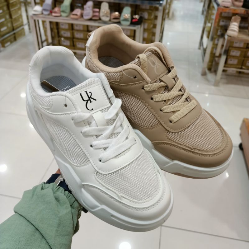 sepatu wanita sneakers YONGKI KOMALADI ori