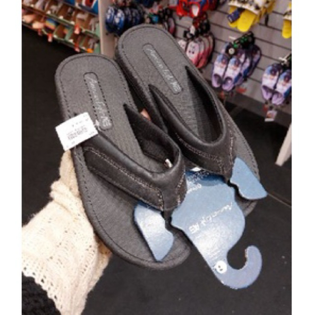 Sandal Payless Cowok by American Eagle Sz 8 / Harga Normal 299.000