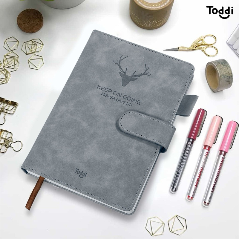 

Toddi Buku Catatan Harian Notebook Cover Kulit Magnetic Buckle A5 Isi Sekitar 180 Lembar atau 360 Halaman Agenda Jurnal Book Baby Blue Journaling 7ROTO9GR