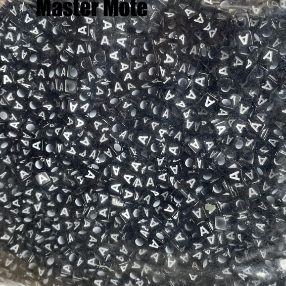 1pon manik manik huruf kotak hitam KHUSUS huruf A bahan kerajinan
