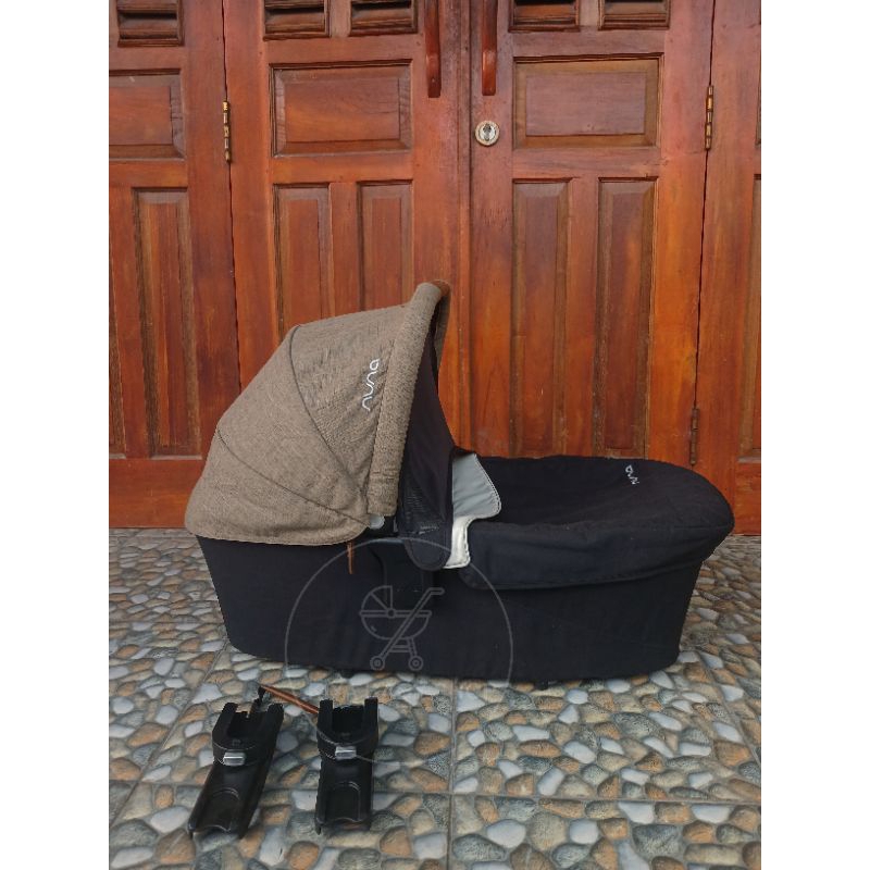 BASSINET NUNA TRIV / CARRYCOT NUNA TRIV PRELOVED