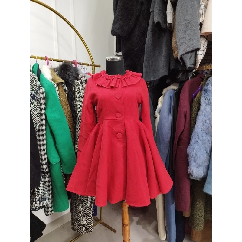 Coat wool Megar merah cantik