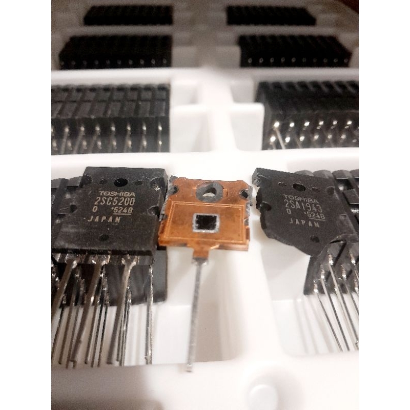 Transistor final Toshiba A1943 C5200 seri 524 B free mika 1set.TR FINAL kode 524B 1SET