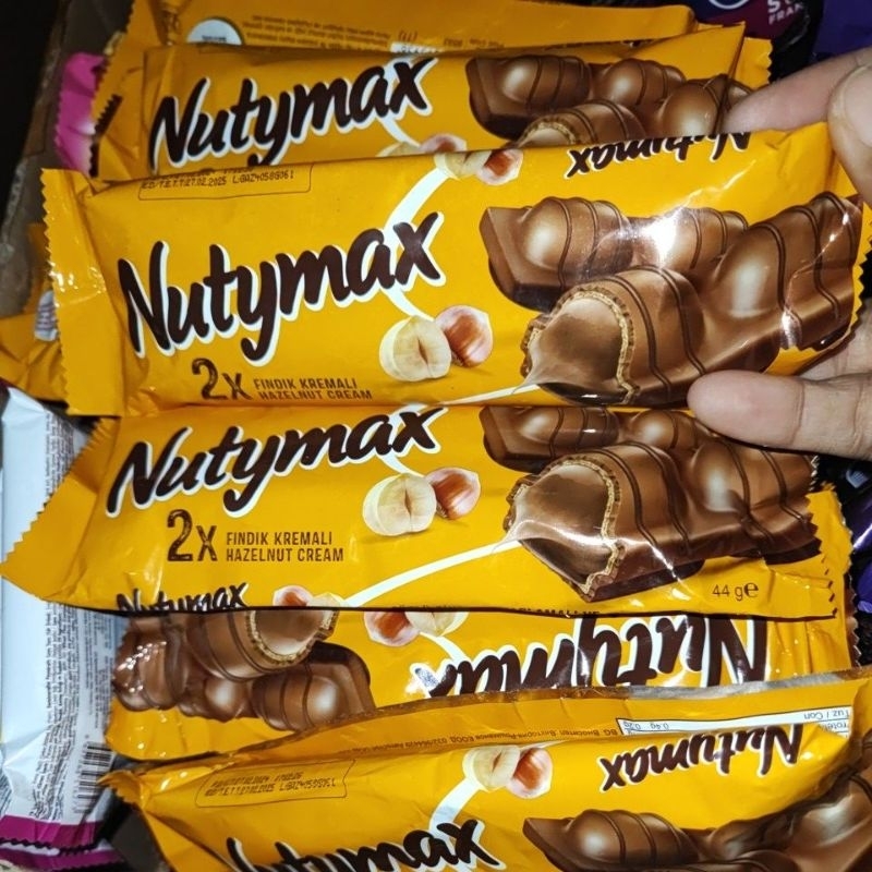 

nutymax gold coklat mix rasa pistachio harga satuan isi 2pcs