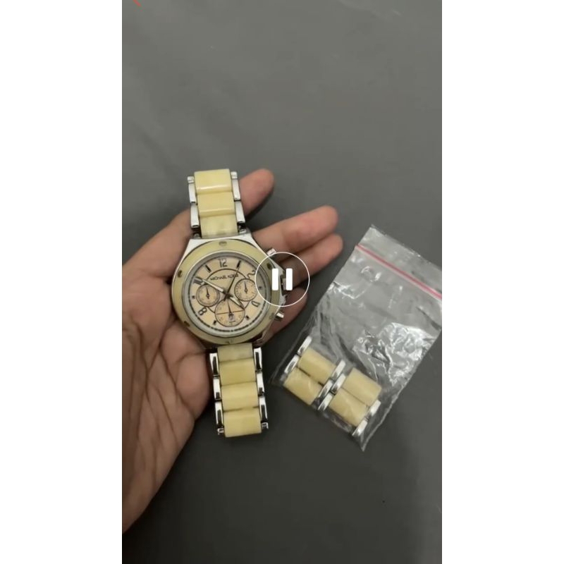 jam MICHAEL KORS preloved