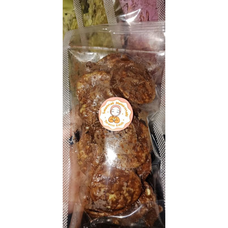

Kripik Pisang Asli Madura lumer Coklat,taro.greentea
