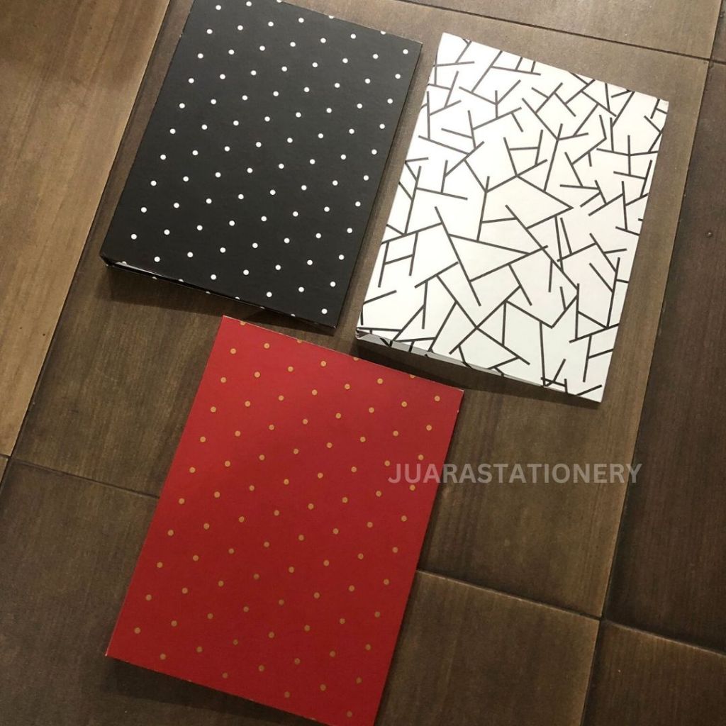 

Binder Notebook B5 Abstrak Polkadot (275)