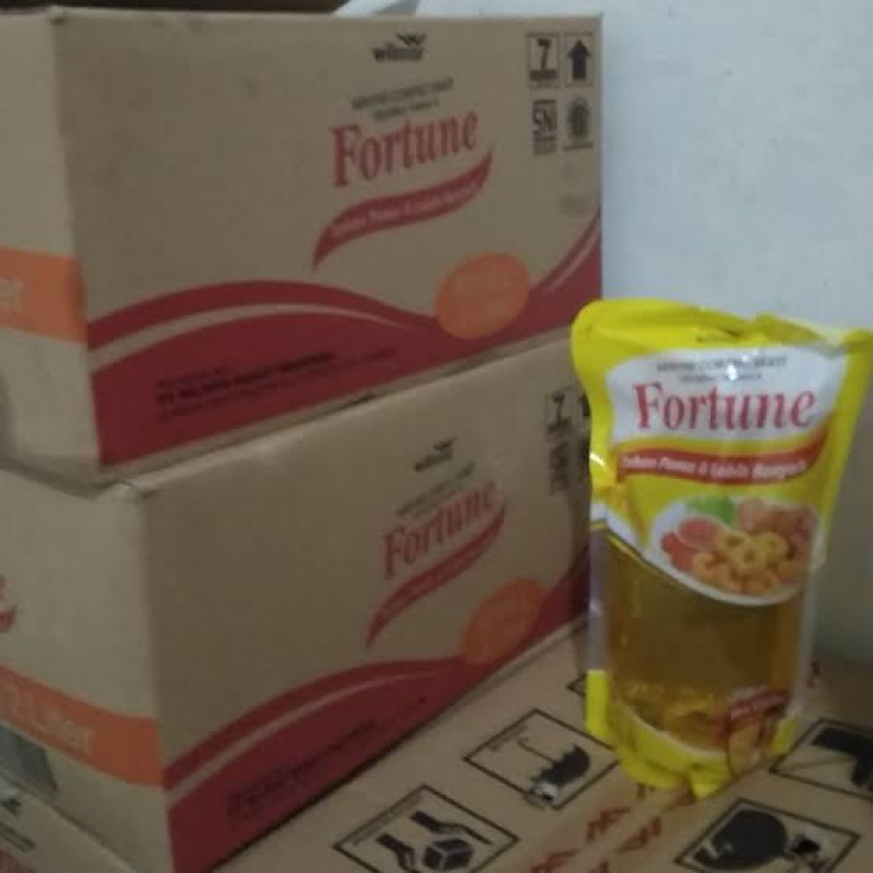 

minyak fortune 2liter 1dus (isi 6biji)