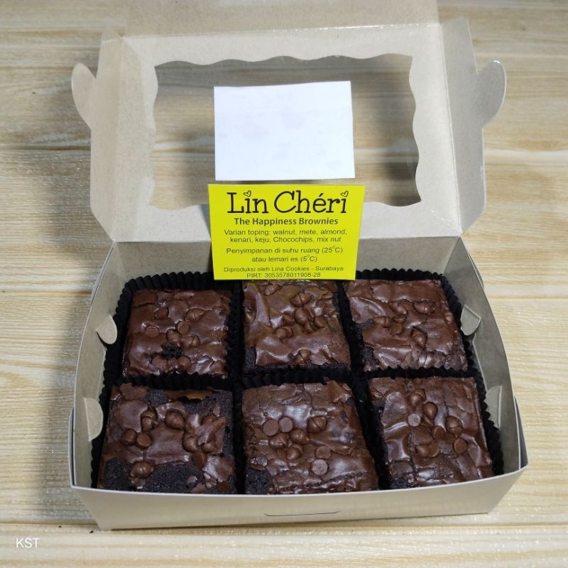 

CHOCO CHIPS BROWNIES – Lincheri Brownies & Cookies (15x10 cm)