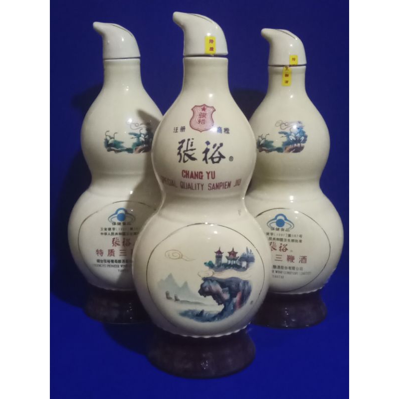 Pajangan Botol keramik antik