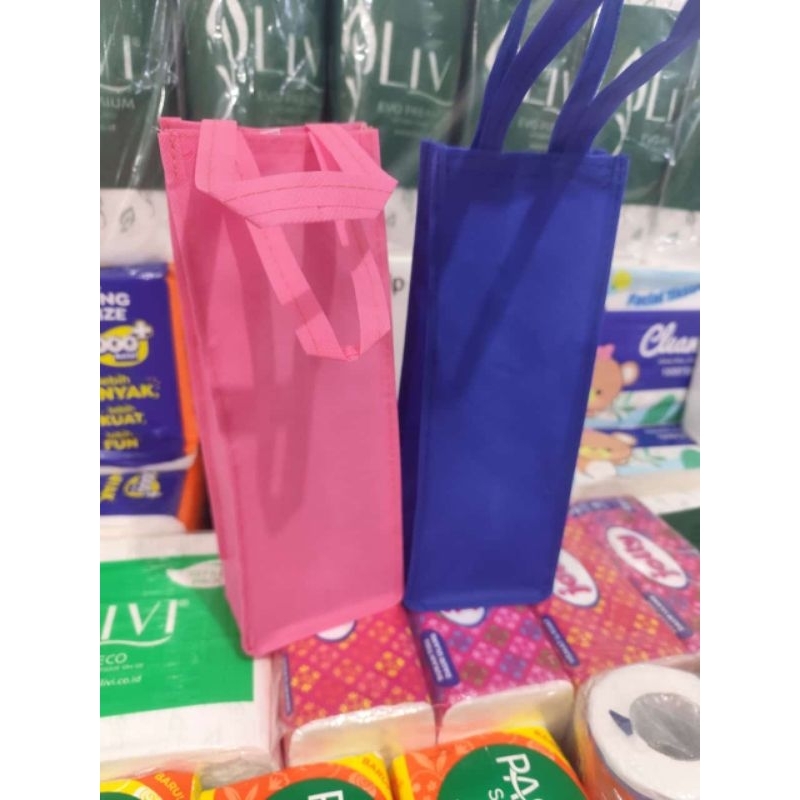 

tas kain spunbond buat botol wine new warna isi 12 pcs
