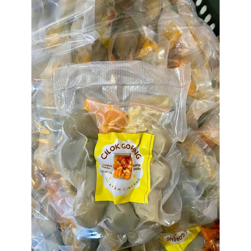 

Cilok goreng isi ayam cincang