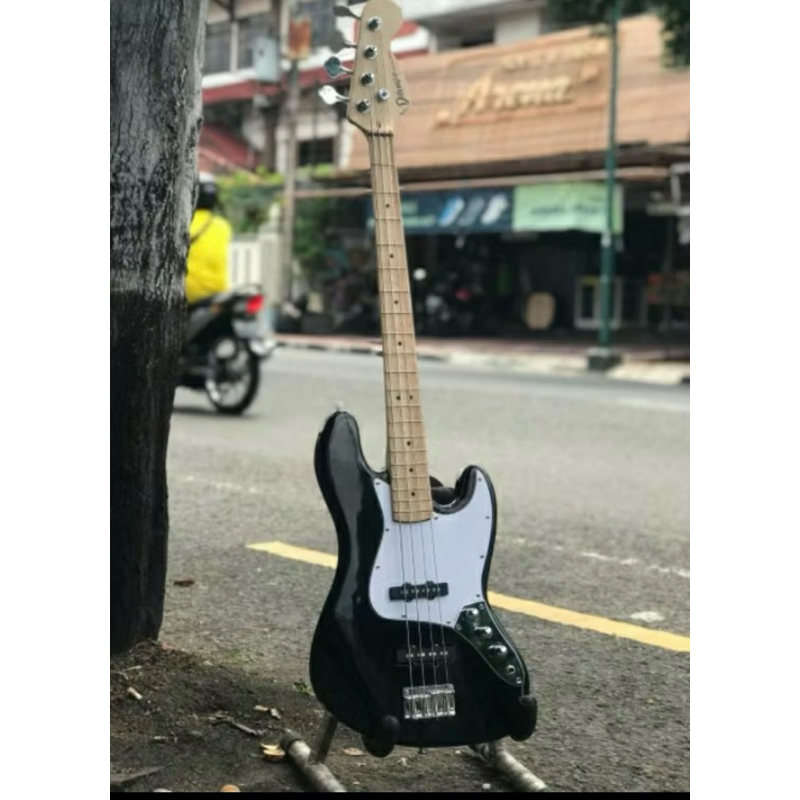 BASS GITAR ELEKTRIK BLACK GLOSSY MAPLE NECK FULL