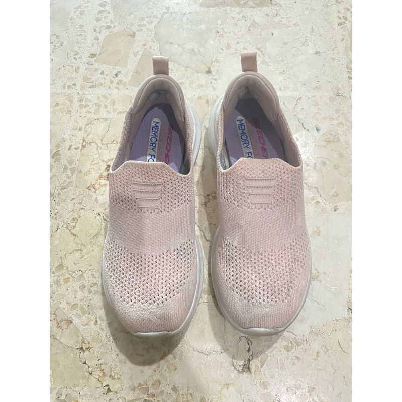 preloved sepatu skechers memory foam sepatu anak bekas