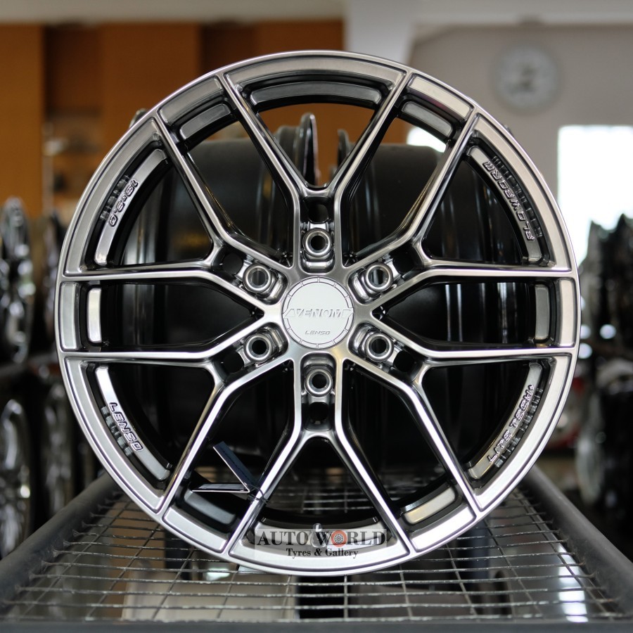 Velg Original Lenso Venom VT3 Ring 18 PCD 6x139.7 ET 15 Hyper Black