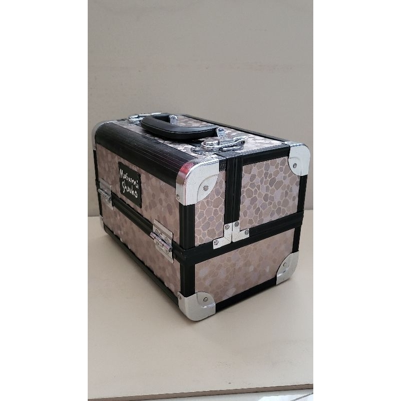PRELOVED BEAUTY CASE TEMPAT MAKE UP MASAMI SHOUKO ISSEY MIYAKE SILVER ORIGINAL