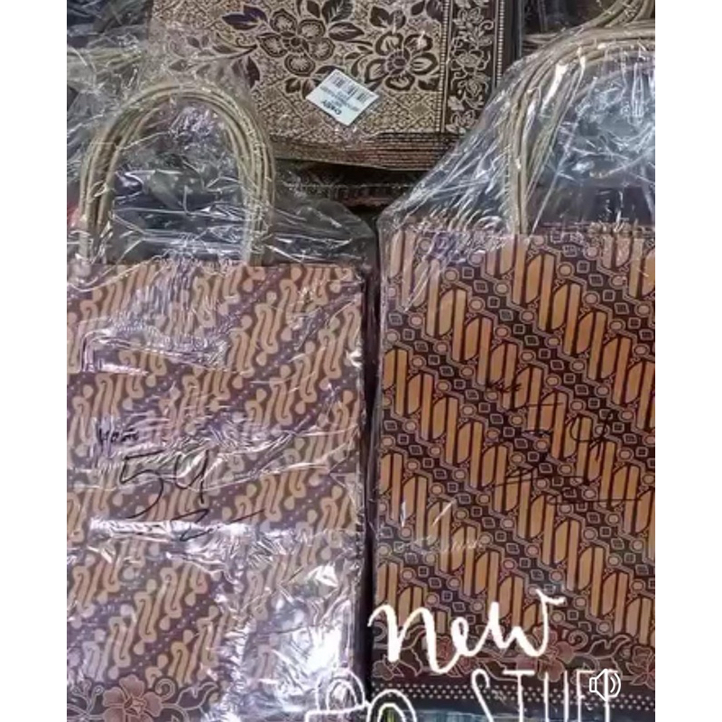 

paparbag tas kertas untuk hampers