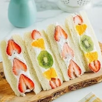 

fruit sandwich
