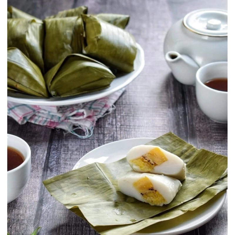 

Kue Nagasari / Kue Subuh / Kue Basah / Jajanan Pasar Senen