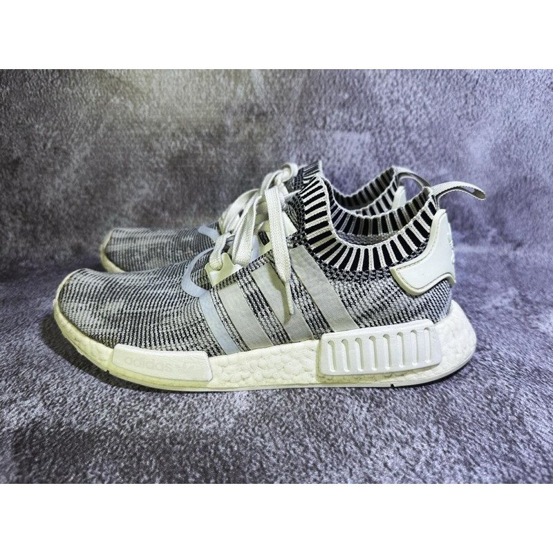 Sepatu Adidas NMD R1 Glitch Camo White Black 100% ORIGINAL