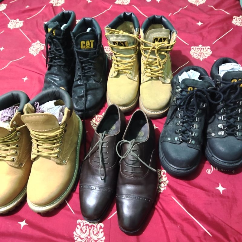 Sepatu Boots & Loafers Kulit Caterpillar Dan Timberland Icon