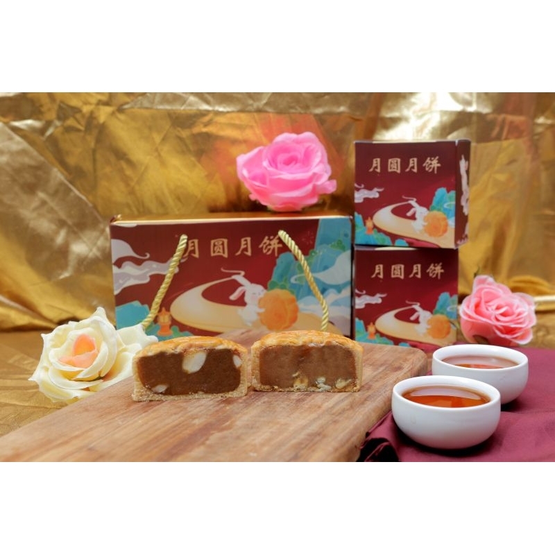 

Mooncake Kue Bulan Tiong Tjiu Pia Isi 2