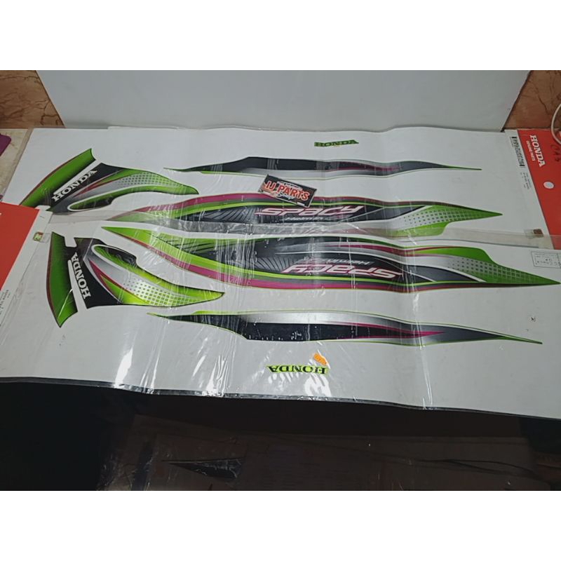 STRIPING BODY HONDA SPACY HIJAU HITAM SET ORIGINAL AHM