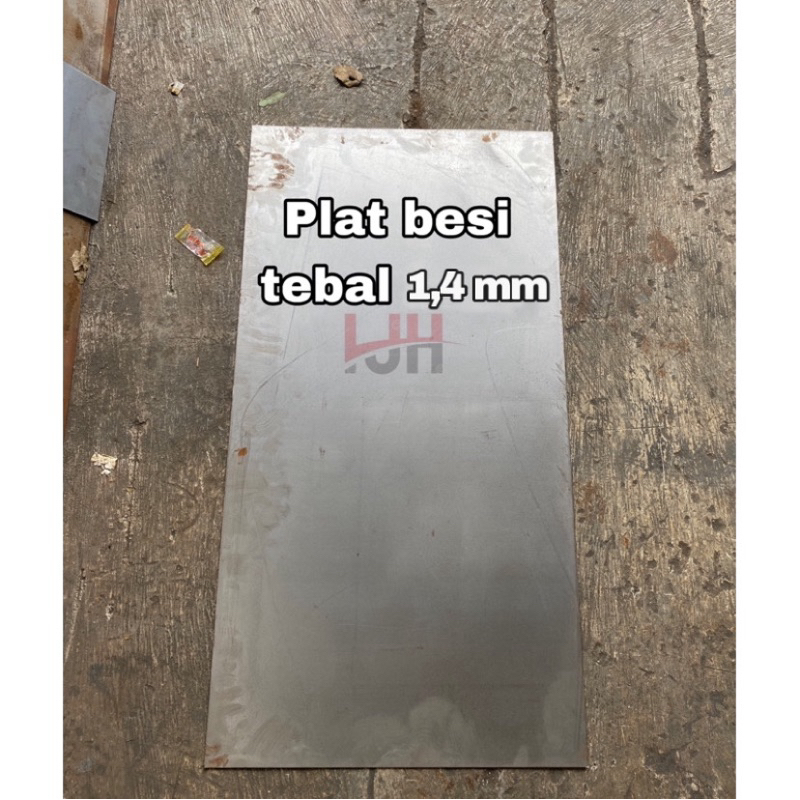 Plat besi 1,4 mm , plat tebal plat eser hitam . ukuran mulai dari 100cm