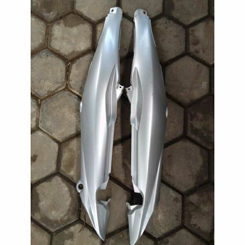 Body Jupiter Z Burhan Body Dek Belakang Jupiter Z New Burhan Silver