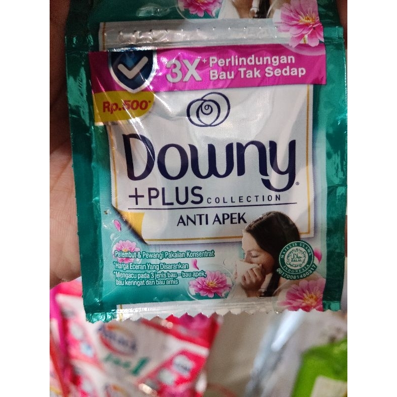 Downy Pewangi Plus Anti Apek
