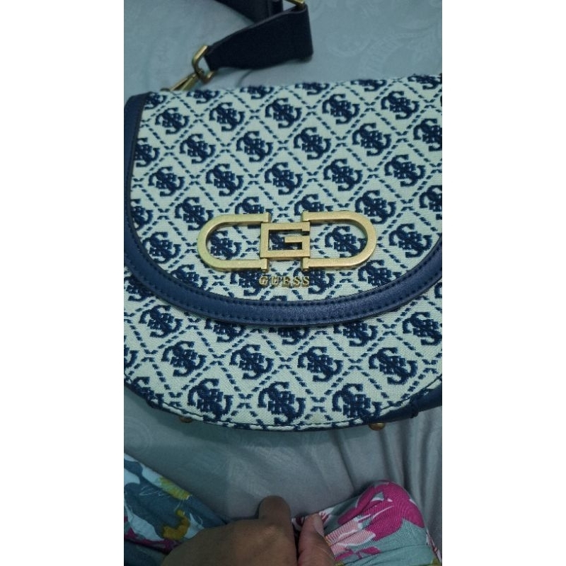 Albamoswear Guess Fleet Flap Saddle Handbag Preloved | tas guess | tas guess pl | guess preloved