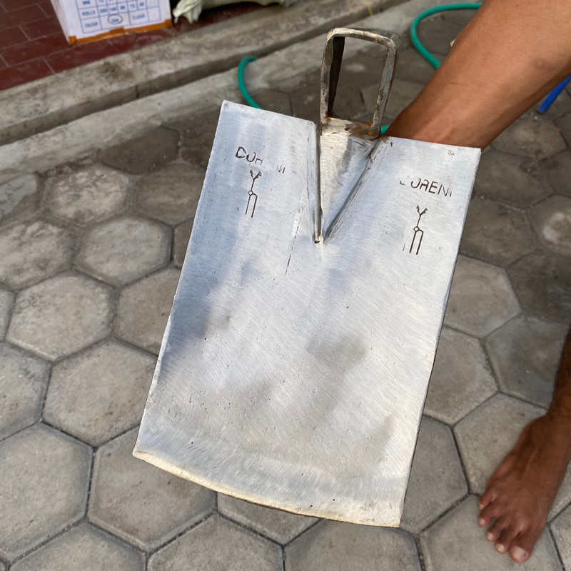 Cangkul Asli Blitar jawa Timur Cangkul Pertanian cangkul Berkebun anti lengket super Tajam siap Paka