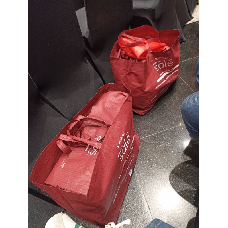 BUTTONSCARVES WAREHOUSE SALE