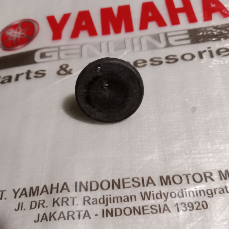 karet tutup segitiga bawah yamaha nmax 150 old nmax 155 new Aerox 155 lexy freego